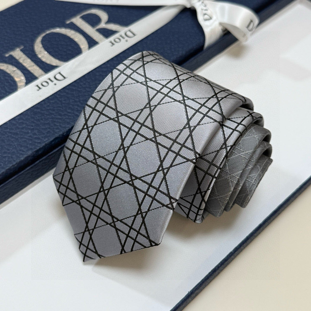 Dior Style Men's Oblique Geometric Silk Tie