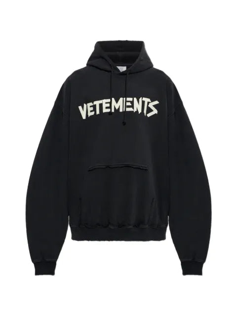 VETEMENTS logo-print distressed hoodie