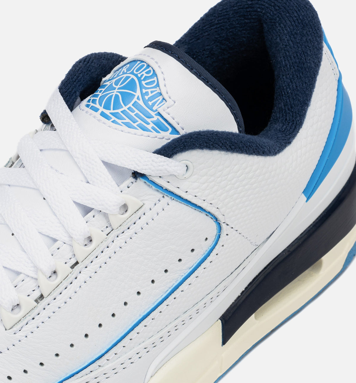 Air Jordan 23 – Men's Lifestyle Shoe in White/University Blue/Midnight Navy