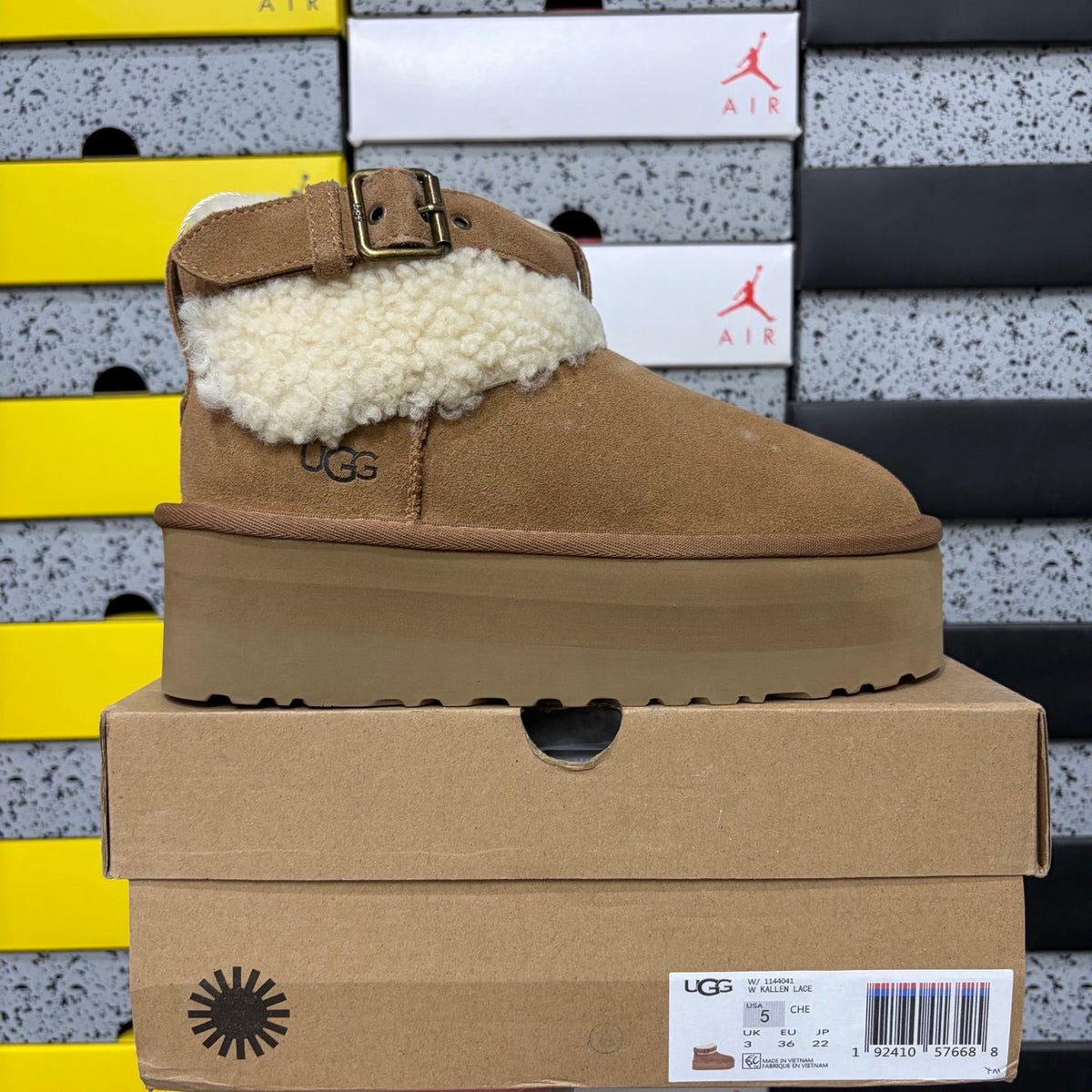 UGG Classic Mini Platform Boot – Women's Sherpa-Lined Suede Boot in Chestnut