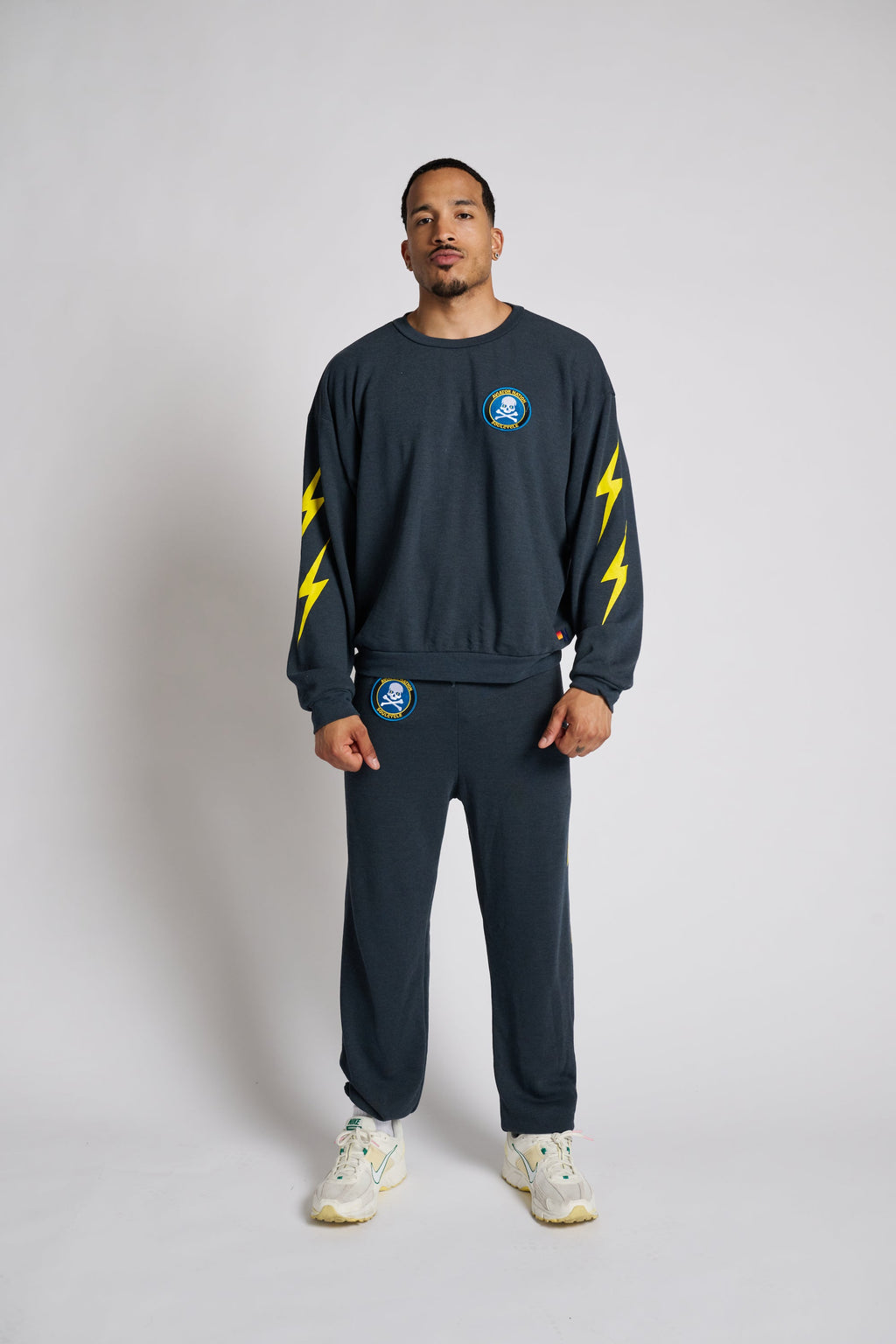 CLASSIC SWEATPANTS