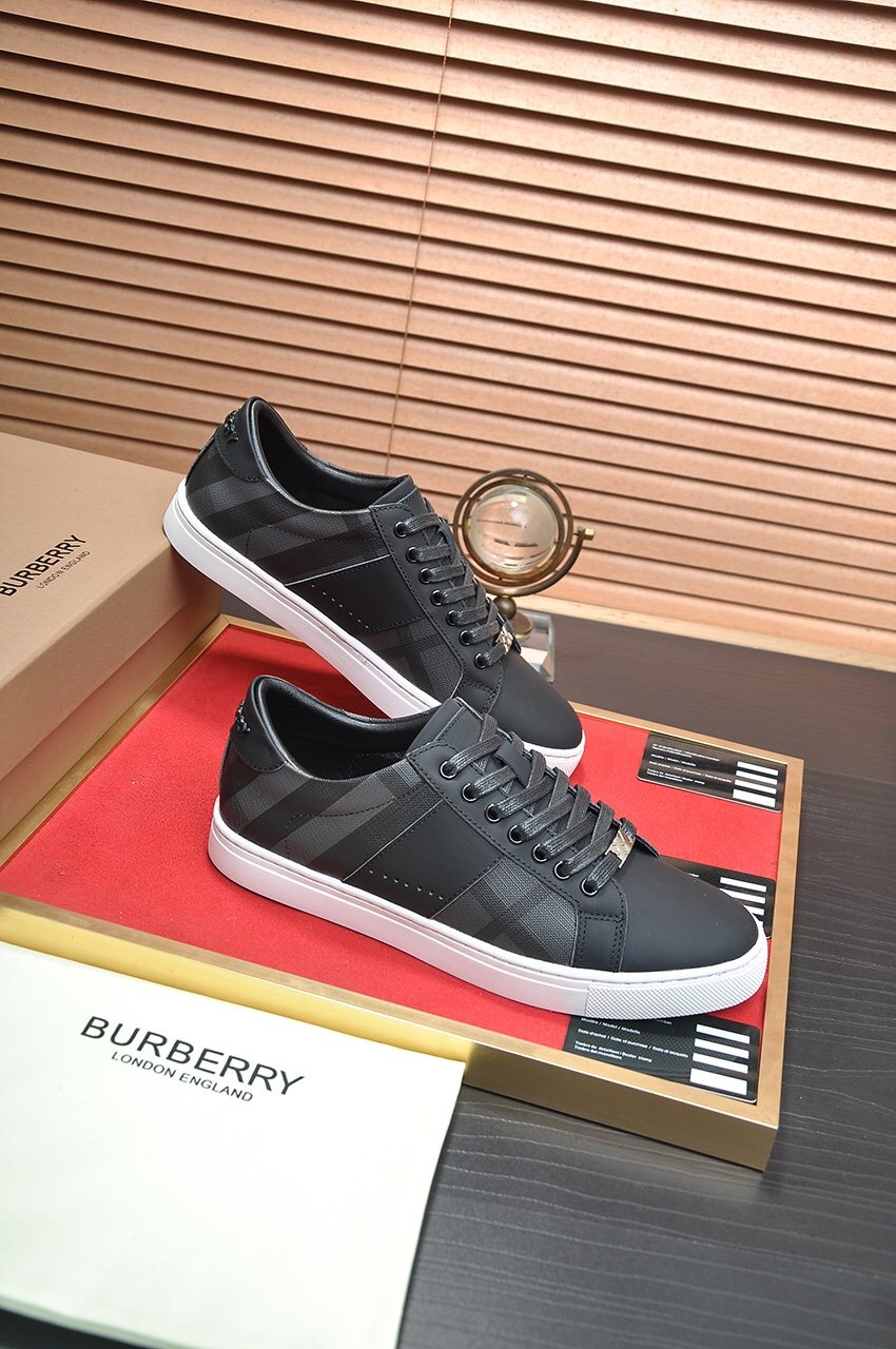 Burberry Black Check Low-Top Sneakers