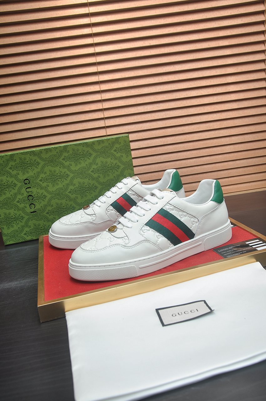 Gucci Green-Red Stripe Low-Top Sneakers