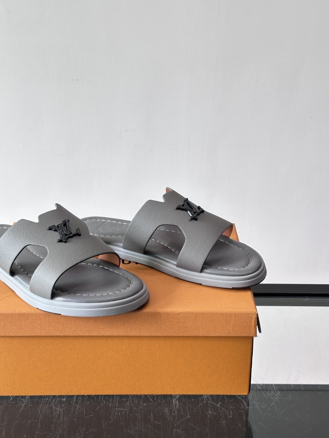 Louis Vuitton Isola Logo Slide Sandals