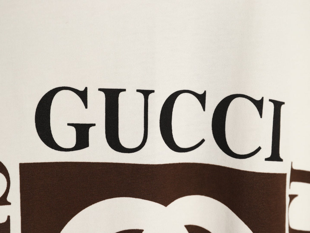 Gucci Interlocking-G Square Lettering T-Shirt - Cream and Black