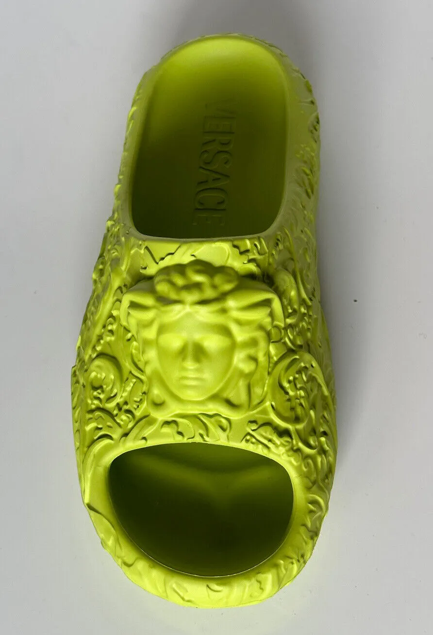 NIB $525 Versace Medusa Head Slides Pool Sandals Green 10 US (43 Eu) 1005746 IT