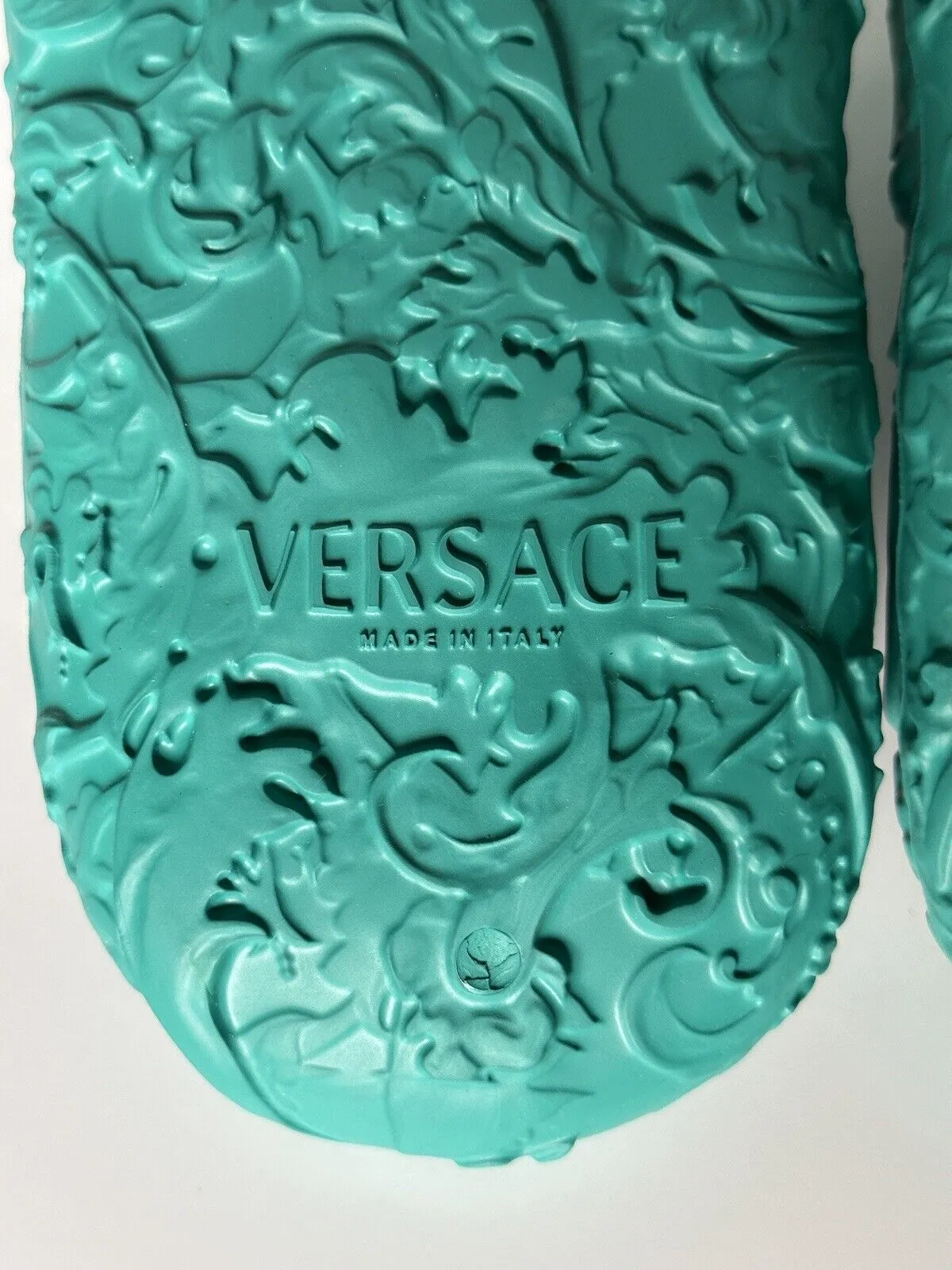 NIB $525 Versace Medusa Head Slides Pool Sandals Turquoise 11 US (44) 1005746 IT