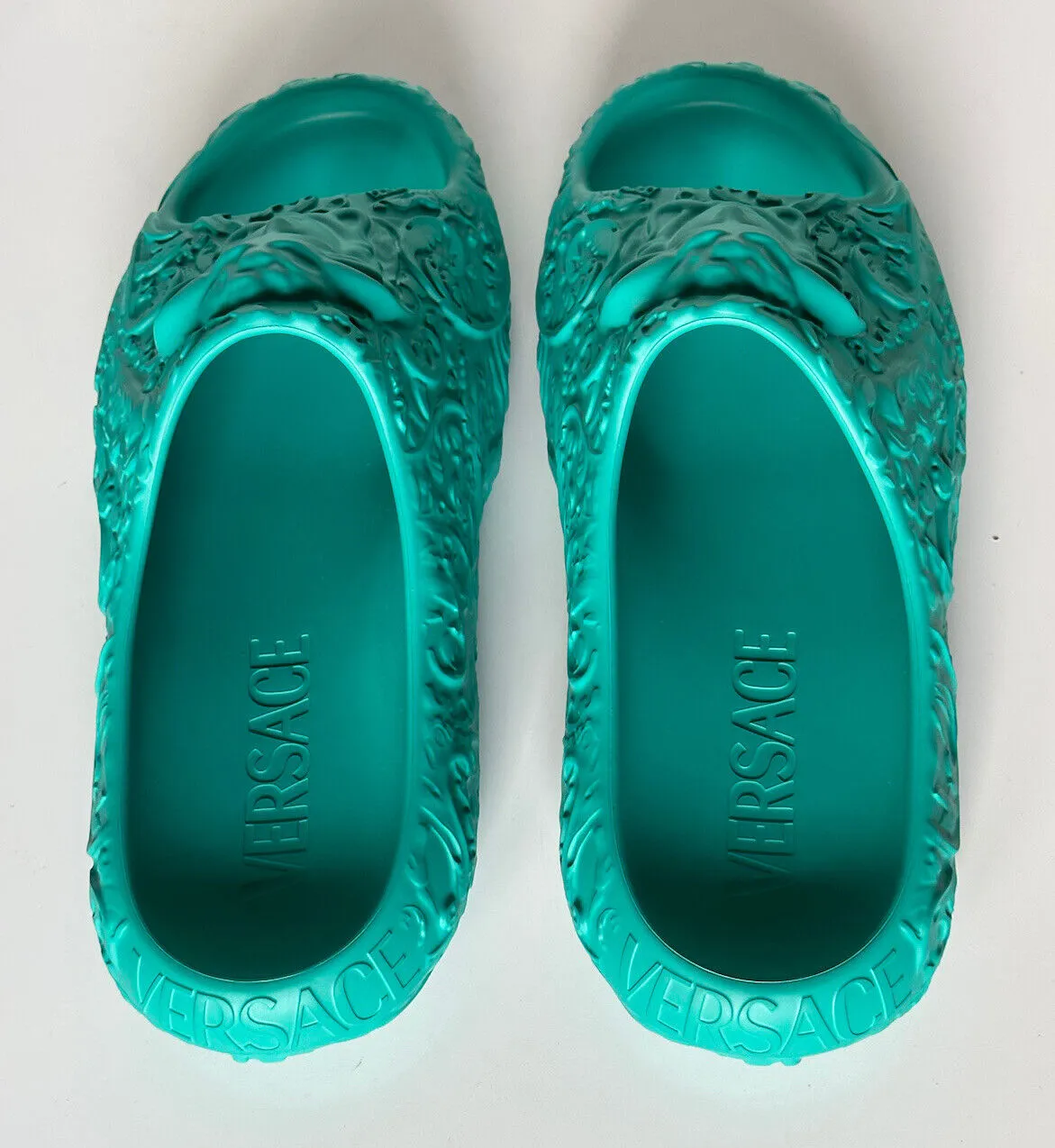 NIB $525 Versace Medusa Head Slides Pool Sandals Turquoise 12 US (45) 1005746 IT