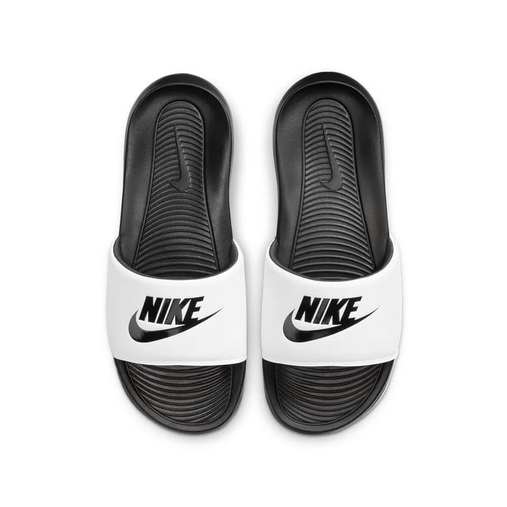 Nike Victori One Black Black White