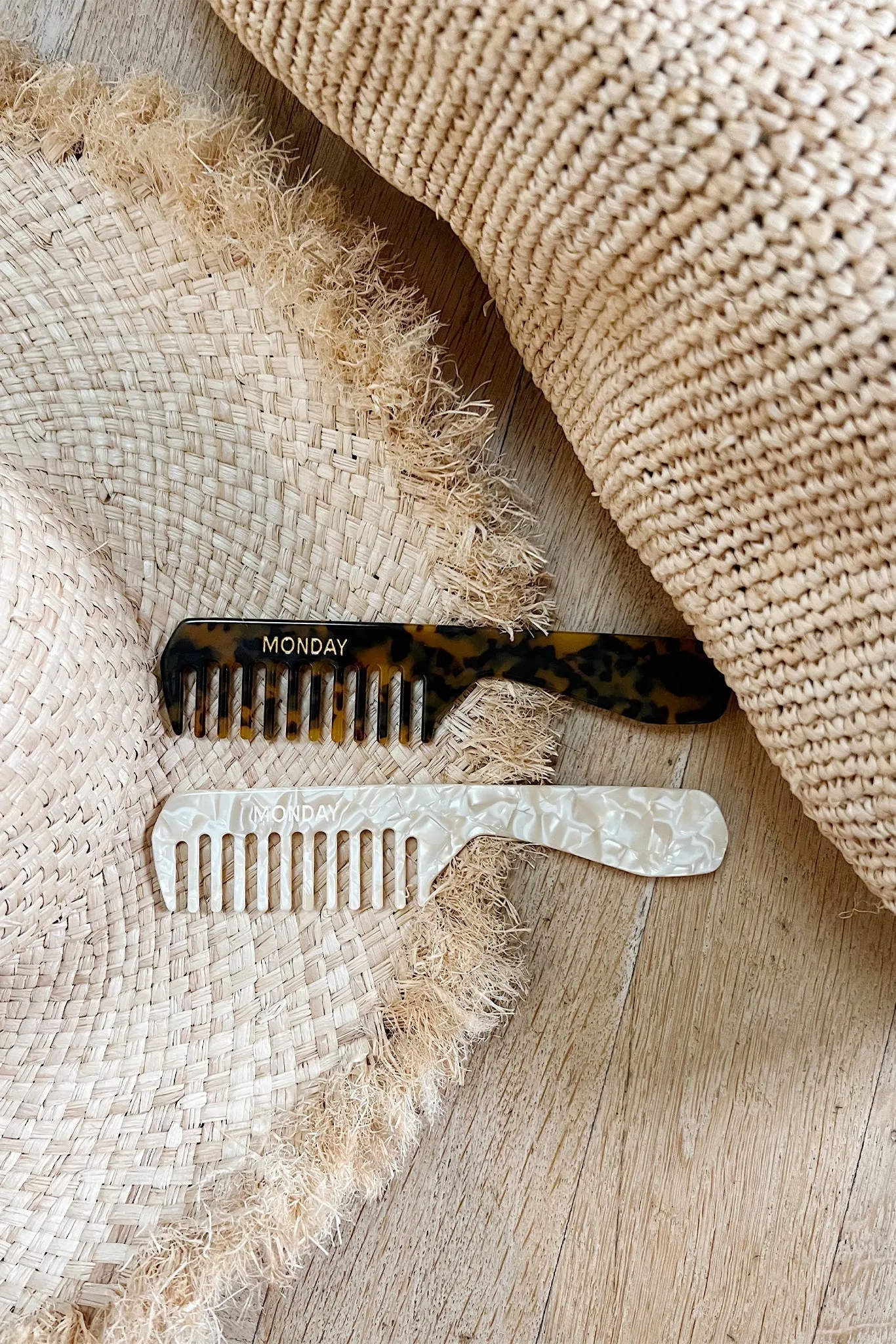 Staniel Cay Comb - Ivory