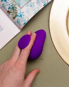 Wellness Palm Sense Finger Vibrator by Blush